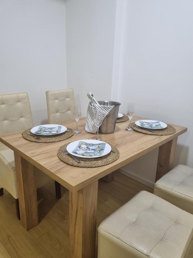 Golden Sun Skopje Appartement Buitenkant foto